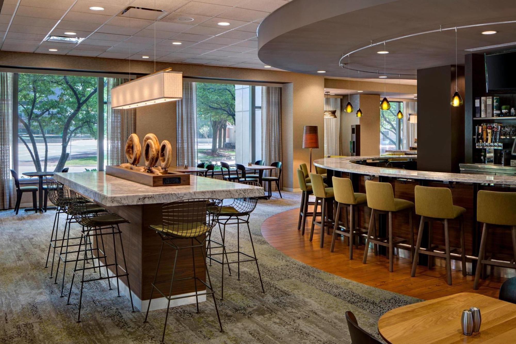 Courtyard Grand Rapids Downtown Exterior foto